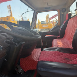 <span class=keywords><strong>Grue</strong></span> sur chenilles d'occasion SANY STC800T5 80 tonnes, modèle 2018, avec flèche principale de 50 m, boîte de vitesses et moteur, pour la vente de matériel de construction - Product Image 4