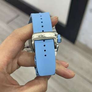 2025 Reloj mecánico de lujo de gama alta para hombres, reloj mecánico deportivo con esqueleto en forma de barril - Product Image 6