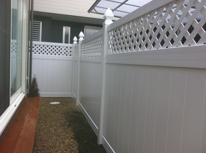 Hàng Rào Bảo Vệ Riêng Tư Dễ Dàng Lắp Đặt Màu Trắng Showtech Với Hàng Rào Lưới Hàng Rào Vườn Hàng Đầu, Lưới Mắt Cáo & Cổng Nhựa PVC Không Tráng - Product Image 4