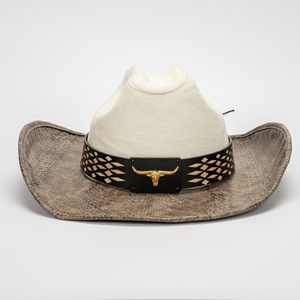 Sombrero de Vaquero Unisex de Cuero PU 2025, Color Beige con Estampado de Serpiente, Ala con Decoración de Cabeza de Toro Dorada, Cinturón Negro, Estilo Occidental - Product Image 2