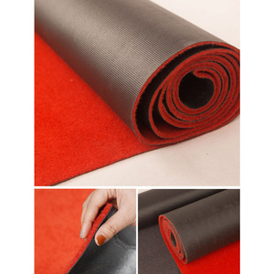 Tappeto Rosso con Base in Gomma Nera per Uso Esterno, Tappetino Antiscivolo, Rotolo di Moquette - Product Image 3