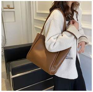 Sacs à main et sacs fourre-tout pour femmes, nouveau sac pour femme, sac fourre-tout simple, grande capacité, sac à bandoulière tendance pour l'hiver R2193 - Product Image 2