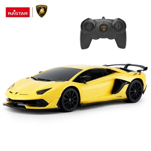 Coche de Juguete RASTAR Hobby Plus para Niños, Coche de Control Remoto con Licencia Oficial de Lamborghini, Coche Eléctrico de Plástico 1:24, 4 Canales - Product Image 1