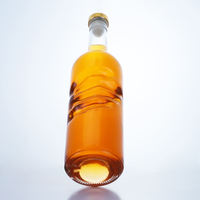 Decanter per Whisky e Rum in Vetro Trasparente da 700ml/750ml con Design Unico e Impugnatura Ergonomica, Produzione OEM