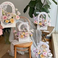 Sacs fourre-tout et boîtes cadeaux pour bouquets de fleurs de la Saint-Valentin, arrangements floraux de plantes succulentes en pot laminées, en carton blanc