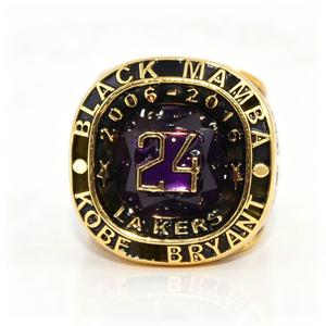 Bague de championnat des <span class=keywords><strong>Lakers</strong></span> de Los Angeles personnalisable en gros, années 1996 à 2006, n° Bague commémorative de <span class=keywords><strong>Kobe</strong></span> <span class=keywords><strong>Bryant</strong></span>, <span class=keywords><strong>24</strong></span>, tendance - Product Image 3