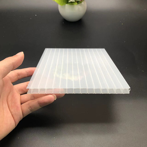 Láminas de <span class=keywords><strong>Policarbonato</strong></span> <span class=keywords><strong>Alveolar</strong></span> Celular Transparente de 6mm 8mm 10mm para Techos de Invernaderos - Product Image 5