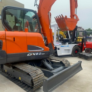 Excavatrice sur chenilles hydraulique Doosan DX60 d'occasion, mini-pelleuse de 6 tonnes, matériel de construction, excavatrice d'occasion CE/EPA à vendre - Product Image 2