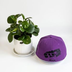 Casquette Snapback Structurée 6 Panneaux 100% Coton Personnalisée OEM de Haute Qualité avec Logo Brodé Unisexe Adulte Quatre Saisons Style Européen - Product Image 6