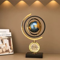 Horloge dorée créative Globe en métal de luxe avec base en marbre pour la décoration moderne de la maison ou du bureau pour l'affichage de bureau