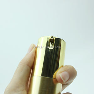 Botella de Loción Acrílica con Bomba de Cepillo Bloqueadora de Luz Cosmética para Sérum para el Cuidado de la Piel, Cilindro Galvanizado en Oro - Product Image 4