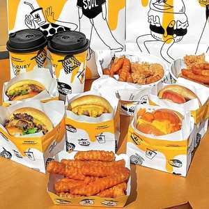 Sac en papier kraft brun biodégradable de qualité alimentaire à fond carré avec logo imprimé personnalisé pour les hamburgers et les frites - Product Image 1