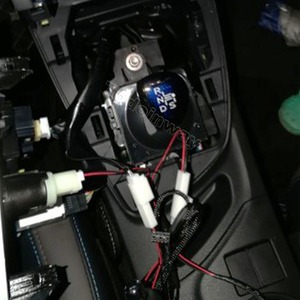 Cargador <span class=keywords><strong>USB</strong></span> Dual para teléfono móvil, adaptador de carga rápida, accesorios de coche para Toyota Camry Corolla Yaris Highlander Prado RAV4 - Product Image 2