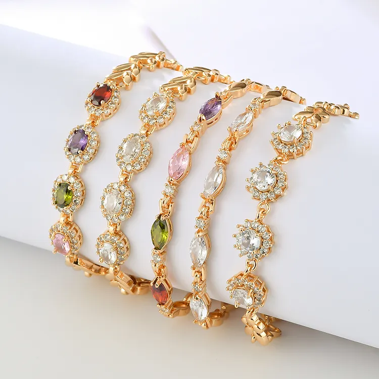 Produksi Pabrik Disesuaikan Tembaga Campuran Zirkon Mode Perhiasan 22K Berlapis Emas Gelang untuk Wanita