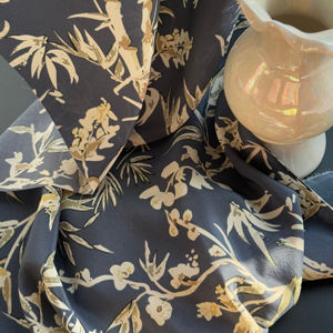 100% soie tissu haute qualité best-seller prix de gros 100% soie <span class=keywords><strong>Cdc</strong></span> crêpe numérique imprimé jupe pour femmes - Product Image 3