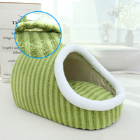Coussin pour chien SUREWALHOME en peluche chaude rayée, lit pour animaux de compagnie en forme de pantoufle, lit apaisant pour animaux de compagnie avec coussin lavable, base antidérapante