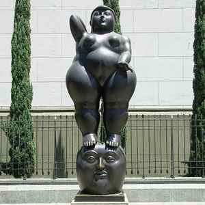 Estatua de Jardín de Mujer Gorda Acostada en Metal Abstracto, Estatua de Mujer Gorda Desnuda de <span class=keywords><strong>Fernando</strong></span> Botero - Product Image 4