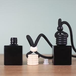 10ml Volledig Zwarte Fles met Houten Dop, Zwarte Kant, Glazen Lege Fles, Autoparfum Diffuser, Hangende Autoluchtverfrisser Fles - Product Image 2