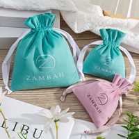 Kantong Beludru Warna-warni Mewah dengan Tali Serut, Ruffle di Bagian Atas, dan Mulut Kantong Berbunga untuk Kemasan Kosmetik, Perhiasan, dan Produk Merek