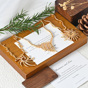 สร้อยคอจี้ทองคำชุบ <span class=keywords><strong>18K</strong></span> ดีไซน์หรูหราสำหรับผู้หญิง ประดับเพชรซิคอนระยิบระยับ เหมาะสำหรับงานแต่งงาน - Product Image 5