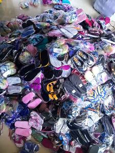 Neue Kinder-Cartoon-Flip-Flops Sommer Outdoor Rutschfeste Badezimmer Strand Hausschuhe Großhandel - Product Image 5