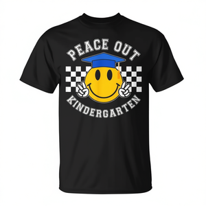 Camiseta Peace Out Kindergarten Smile Face del último día de clases - Product Image 2