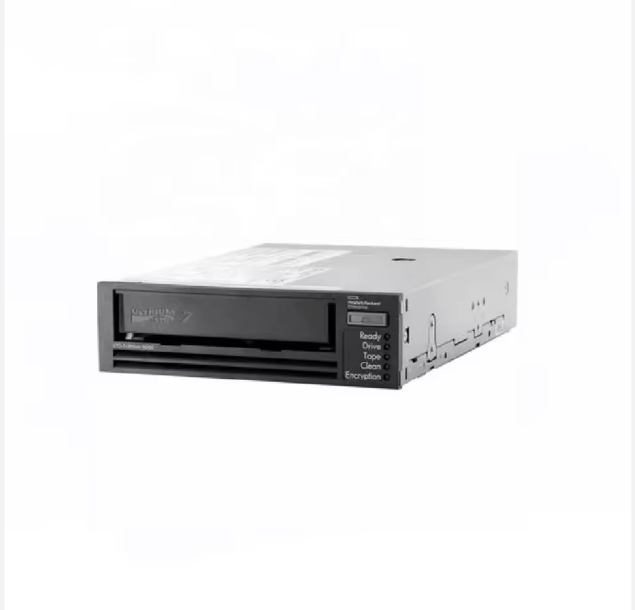 BC023A 882281-001 12 TB/30 TB StoreEver LTO-8 Ultrium 30750 Half-Height SAS External Tape Drive