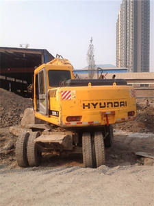 Excavadora usada HYUNDAI 200W-7 Precio económico excelente rendimiento Excavadora usada HYUNDAI en venta - Product Image 6