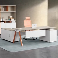 Bureau en bois simple et moderne pour patron ou gestionnaire Mobilier de superviseur moyen avec panneau en bois élégant et chaise