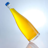 Bouteille d'eau en verre transparente de conception personnalisée, modèle unique et dernier cri, bouteille de jus en verre de luxe avec bouchon à vis