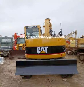 Excavadora Hidráulica CAT313C Tipo Oruga Usada de Alta Calidad con Motor, Bomba y Gran Potencia de Excavación - Product Image 2