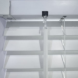 ستائر مدمجة مقاومة للماء من البي في سي بتصميم بسيط تحجب الأشعة فوق البنفسجية للحمام والمطبخ والمناطق الرطبة سهلة التنظيف ومتينة وصديقة للبيئة - Product Image 5