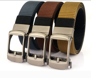 <span class=keywords><strong>Ceinture</strong></span> en toile électroplaquée tendance à faible MOQ <span class=keywords><strong>pour</strong></span> hommes, idéale <span class=keywords><strong>pour</strong></span> l'été, les tenues décontractées et les activités de plein air, cadeau <span class=keywords><strong>pour</strong></span> la Fête des Pères, souvenir, cadeau de remise de diplôme - Product Image 1