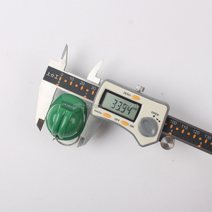 Venta al por mayor Mini casco de construcción llavero Logo cascos llaveros plástico seguridad recuerdo para promoción de negocios - Product Image 2