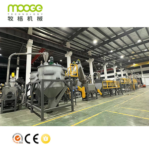 Ligne de lavage et de recyclage de bouteilles PET MOOGE avec tri automatique, déshydratation, décolleuse d'étiquettes, pompe, capacité de 5000 kg/h, entraînement moteur - Product Image 5