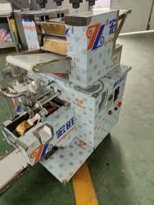 Automatic Samosa Meat Empanada Pasta <strong>Tortellini</strong> Making <strong>Machine</strong> - Product Image 2