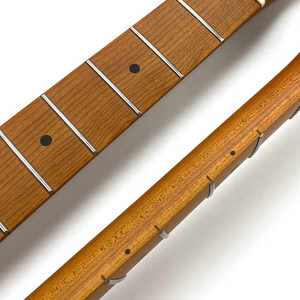 Mástil de guitarra TE TL vintage de 22 trastes y 25.5 pulgadas con acabado satinado personalizado, hecho de arce tostado y diapasón de arce. - Product Image 6