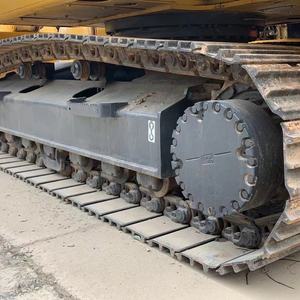 Excavadora Usada Komatsu PC220 de Marca Japonesa, Importada, de Alta Calidad, a la Venta a Bajo Precio - Product Image 5