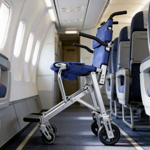 Sedia a Rotelle Portatile Approvata dalle Compagnie Aeree, Capacità di Carico 100kg con Braccioli Ribaltabili - Product Image 1