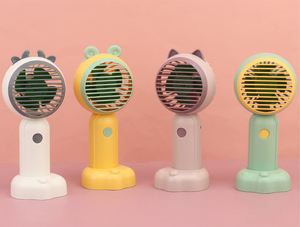 Ventilador de Mano Portátil WXL186 de Verano, Recargable, Mini Ventilador de Escritorio, para Viajes al Aire Libre, Diseño de Conejo - Product Image 4