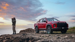 Camioneta 4x4 de Alto Rendimiento Saic Maxus Interstellar L X R 2025-2026, Autos Diésel Nuevos <span class=keywords><strong>con</strong></span> Neumáticos R18 de China - Product Image 6