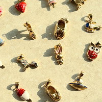 Accessoire de bricolage simple et transfrontalier de style européen-américain, motif fruits (fraise, feuille de fraise, cœur de fraise, feuille, guitare), en cuivre plaqué or, pour personnalisation de tasses