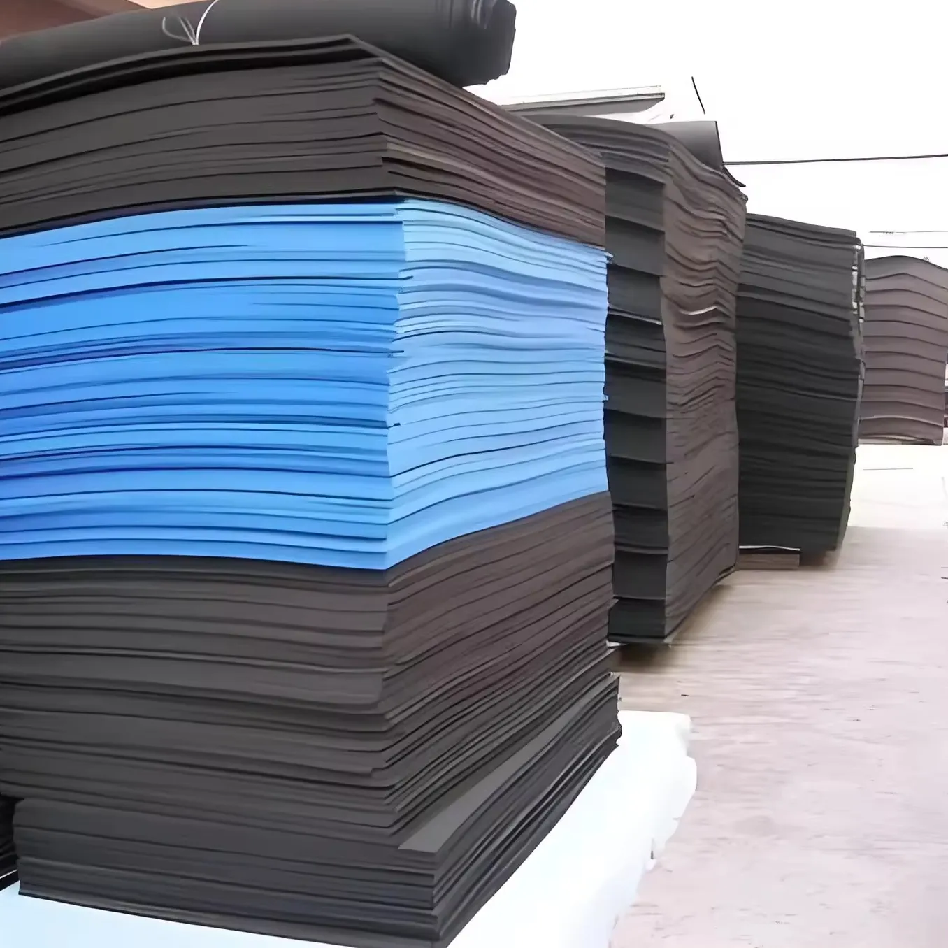 Eva köpük fabrikası boyutsal kalınlık özelleştirme Yoga mat desteklemek için yüksek yoğunluklu malzemeler vardır