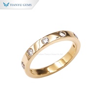 Tianyu Maßgefertigter 3mm Breiter 14K Gelbgold Halb-Eternity-Ring 3,81g Gewicht Mit 2,5mm DEF Rundem Moissanit Stapelbarer Damenring