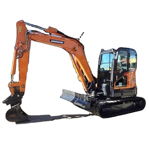 รถขุดขนาดเล็ก 6 ตัน Doosan DX63 รุ่นดูแลรักษาอย่างดี ได้รับการรับรองมาตรฐาน CE รถขุดตีนตะขาบมือสอง เครื่องยนต์ Doosan ของเกาหลี พร้อมมอเตอร์และปั๊ม - Product Image 1