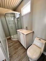 Maison conteneur préfabriquée moderne de luxe à montage rapide de 20 pieds pour bureau à domicile avec mobilier et salle de bain