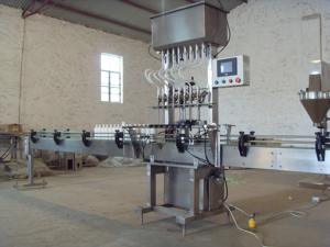 Máquina Automática de Enchimento de Garrafas de Suco e Água AT-L, Máquina de Enchimento de Líquidos com 4 Cabeçotes de Alta Precisão - Product Image 2