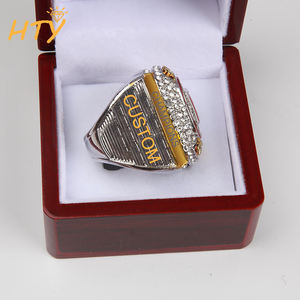 صمم خواتم البطولة الخاصة بك للأطفال أو الرجال أو النساء، وقم بتصميم خواتم مخصصة للفصول الدراسية أو الفرق الرياضية المختلفة - Product Image 5