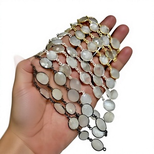 Piedra lunar blanca natural de Ceilán, forma libre, conector de bisel tipo briolette, cadena de eslabones de 10 a 15 mm, cadena hecha a mano, se vende por pie. - Product Image 1