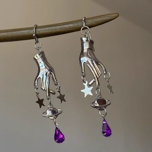 Boucles d'oreilles en alliage Purple Magic Hand pour femmes, design tendance avec pendentif étoile à cinq branches, boucles d'oreilles chics - Product Image 3